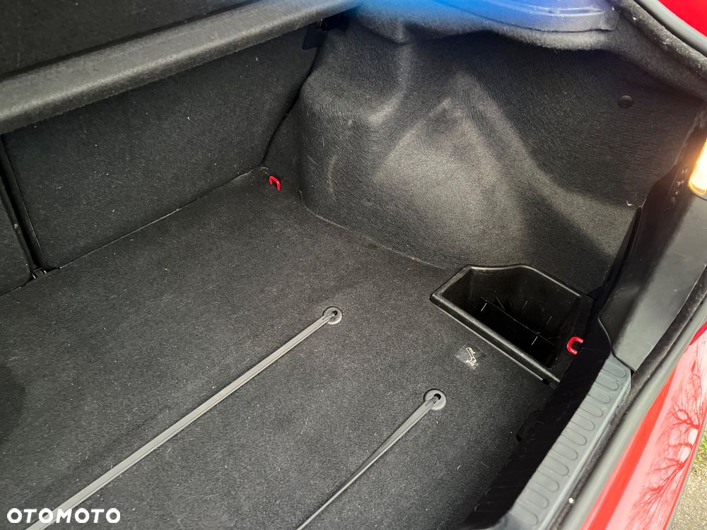 BMW Seria 3 316i - 34