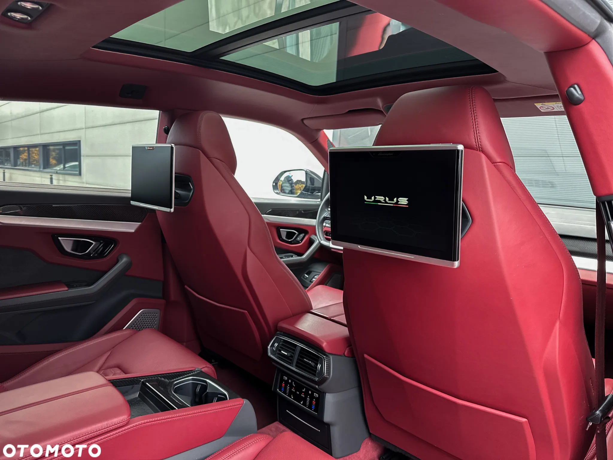 Lamborghini Urus - 23