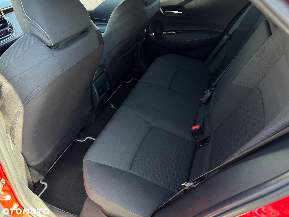 Toyota Corolla 1.8 Hybrid Executive - 11
