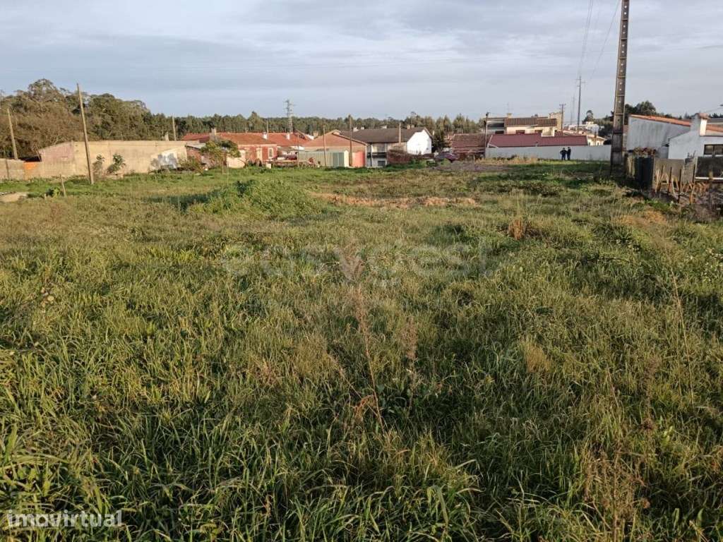 Terreno Urbano com cerca de 2000m na Embra, Marinha Grande - Grande imagem: 3/11