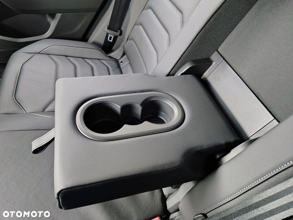 Volkswagen Touareg - 31