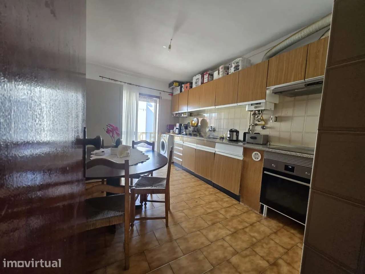 APARTAMENTO T3 - A Luz, o Espaço e a Localização que Fazem a Diferença - Grande imagem: 3/10