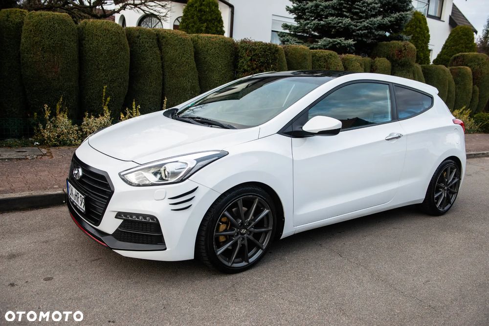 Hyundai i30 1.6 T GDI Turbo - 10