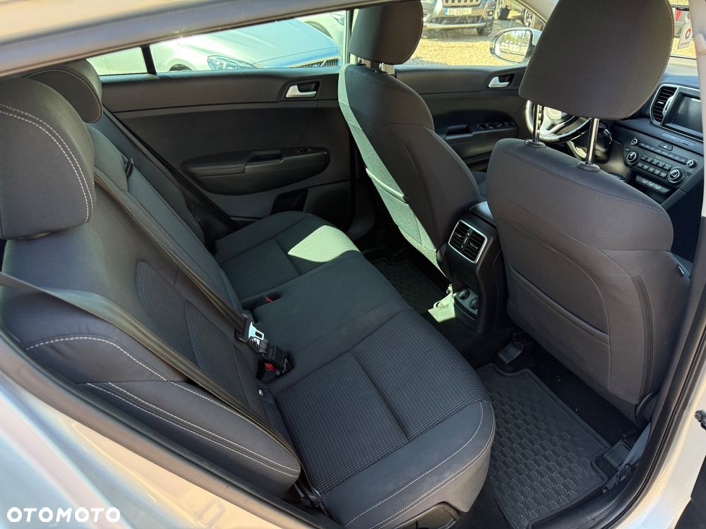 Kia Sportage 2.0 CRDI M - 17