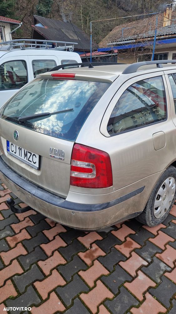 Skoda Octavia 2.0 FSI 4x4 - 10