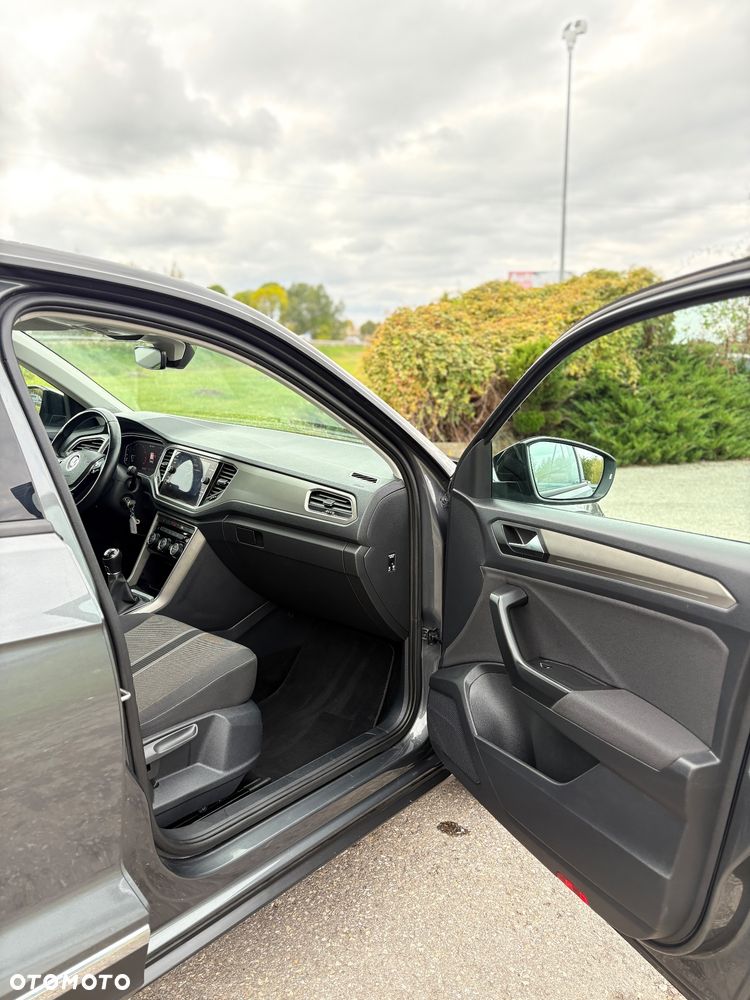 Volkswagen T-Roc 1.0 TSI Active - 24