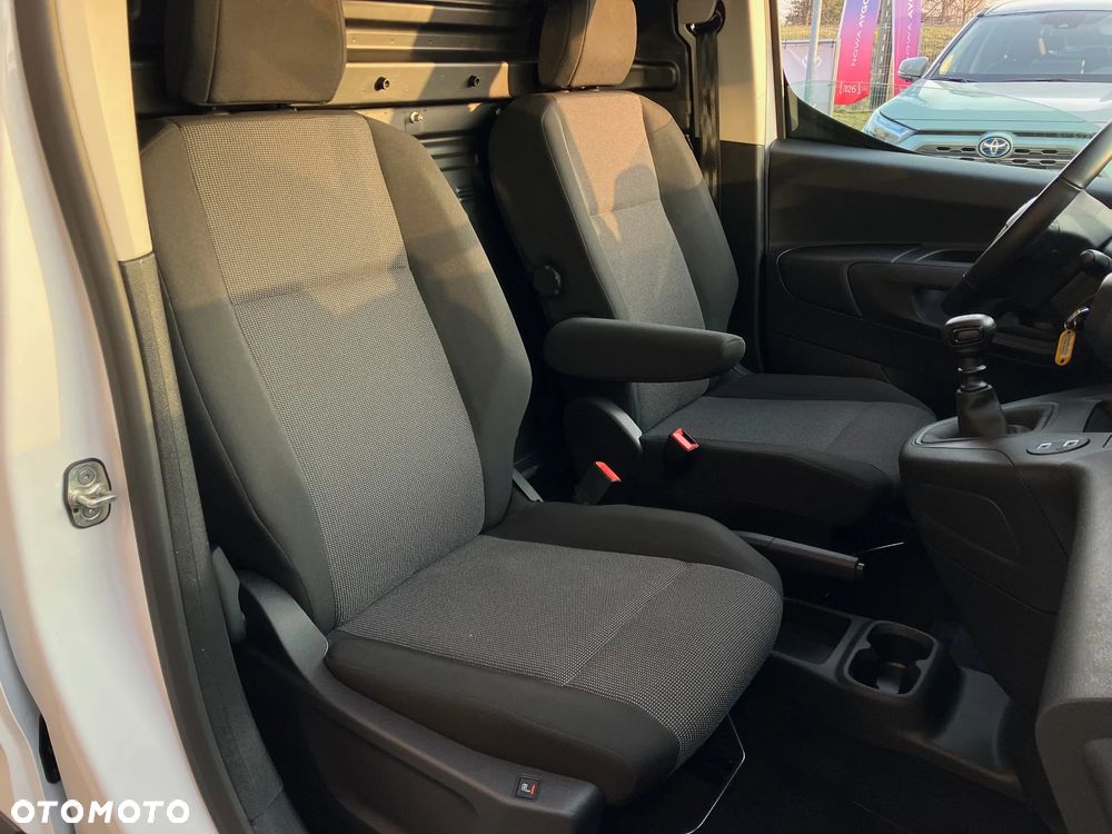 Toyota Proace City - 18