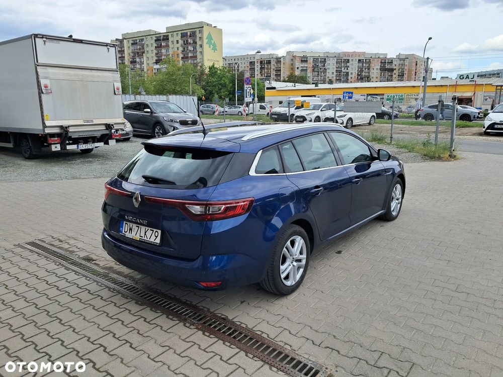 Renault Megane 1.5 Blue dCi Zen - 5