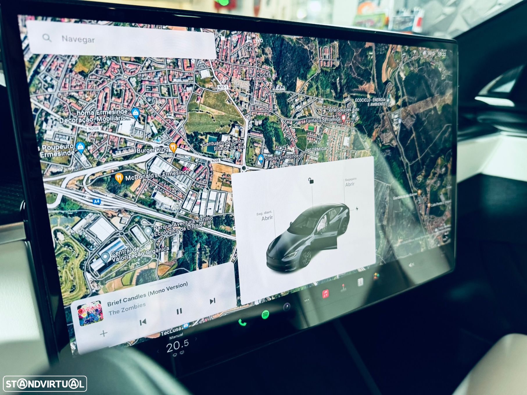 Tesla Model S Plaid AWD - 38