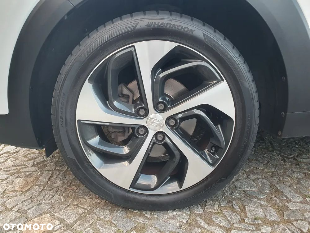 Hyundai Tucson - 13