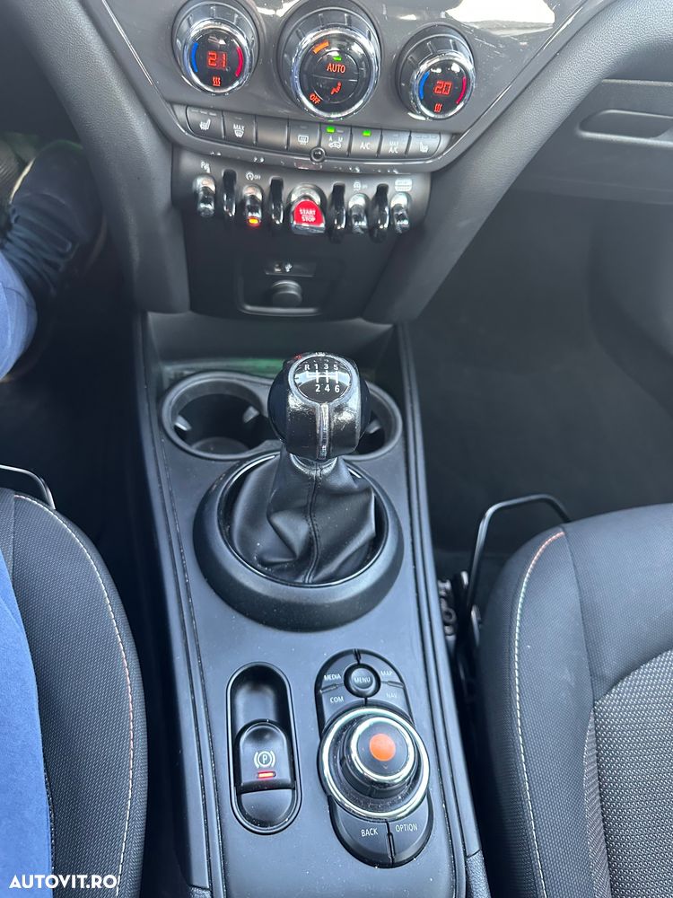 Mini Countryman - 24