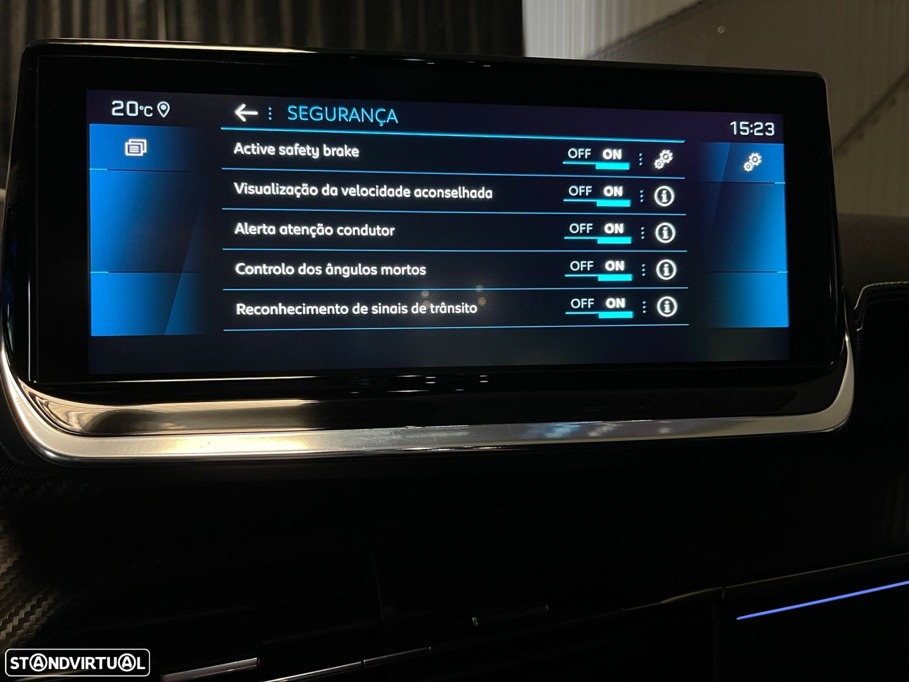 Peugeot 208 PureTech 130 EAT8 GT - 27