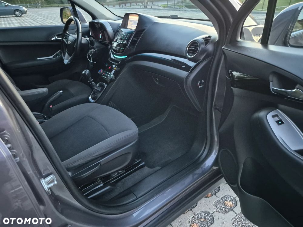 Chevrolet Orlando - 14