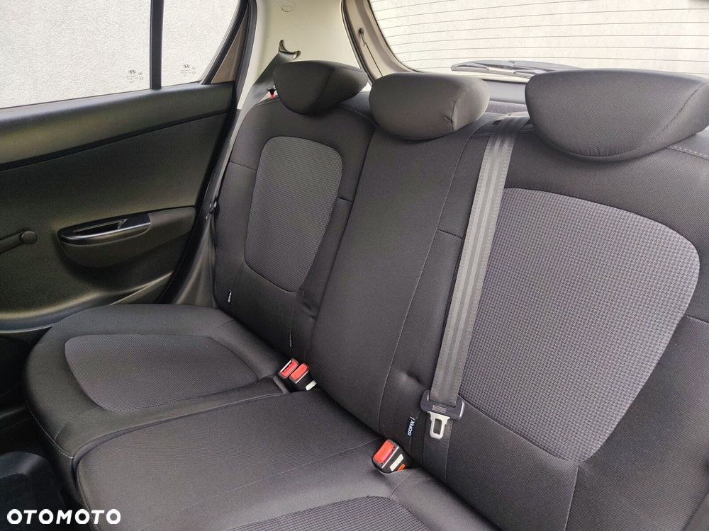 Hyundai i20 - 18
