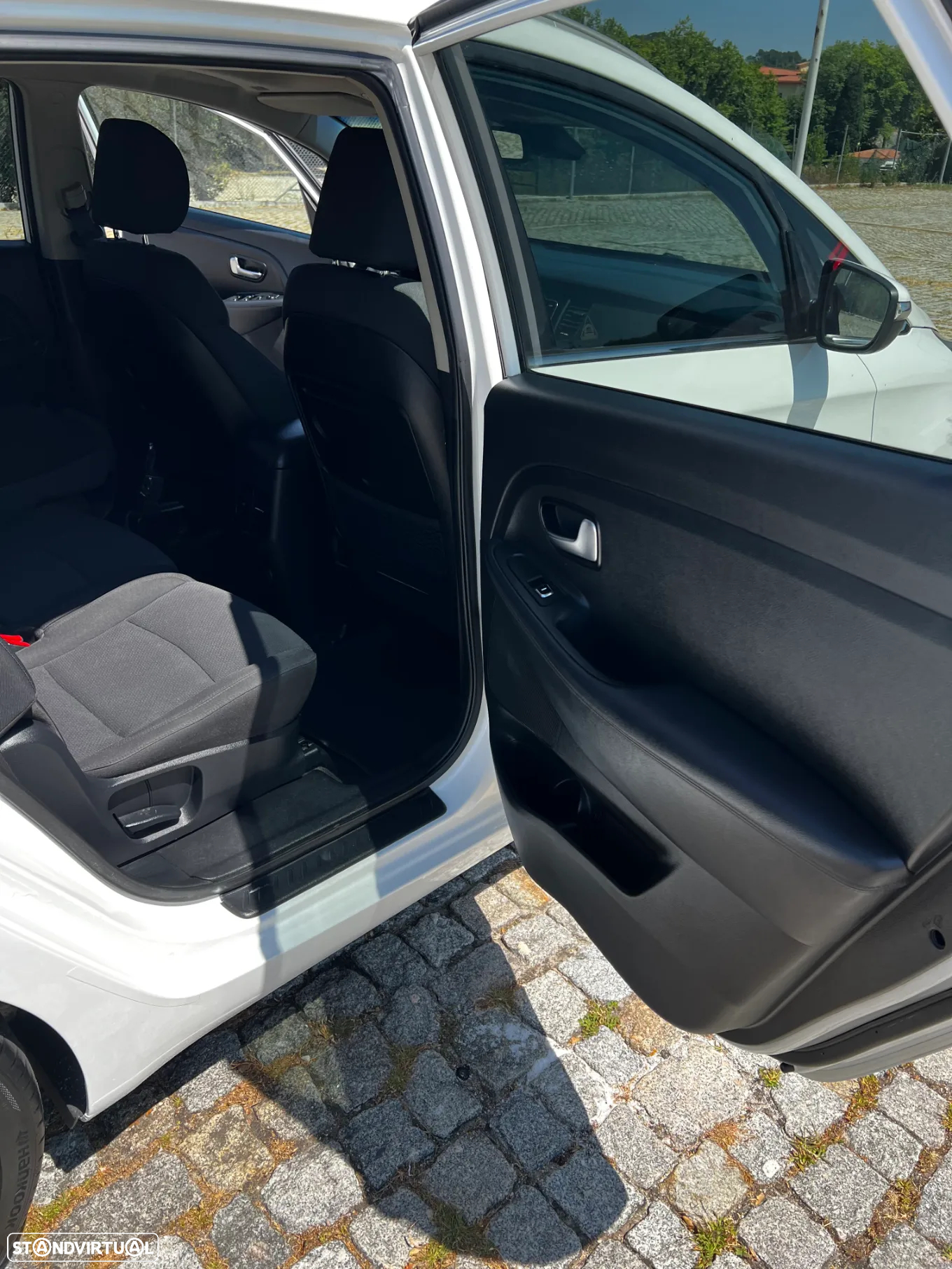 Kia Carens 1.7 CRDi ISG TX - 29