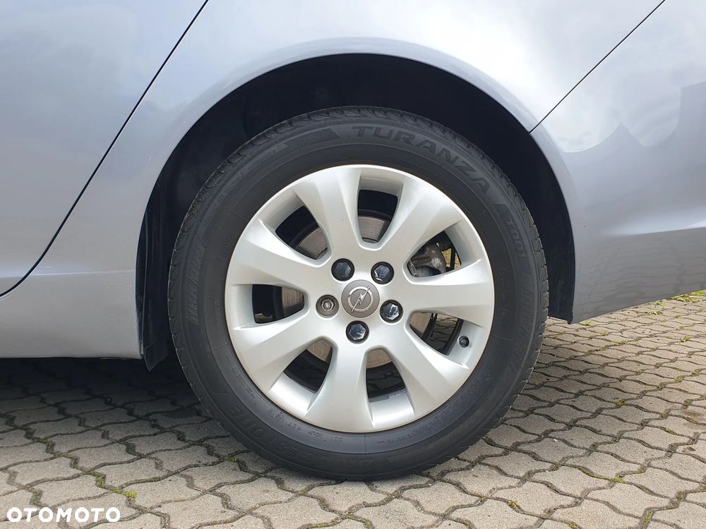 Opel Insignia - 19