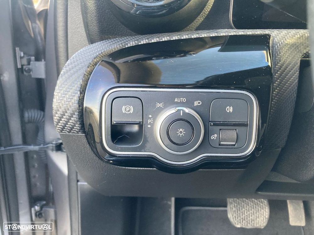 Mercedes-Benz A 200 Style Plus Aut. - 18