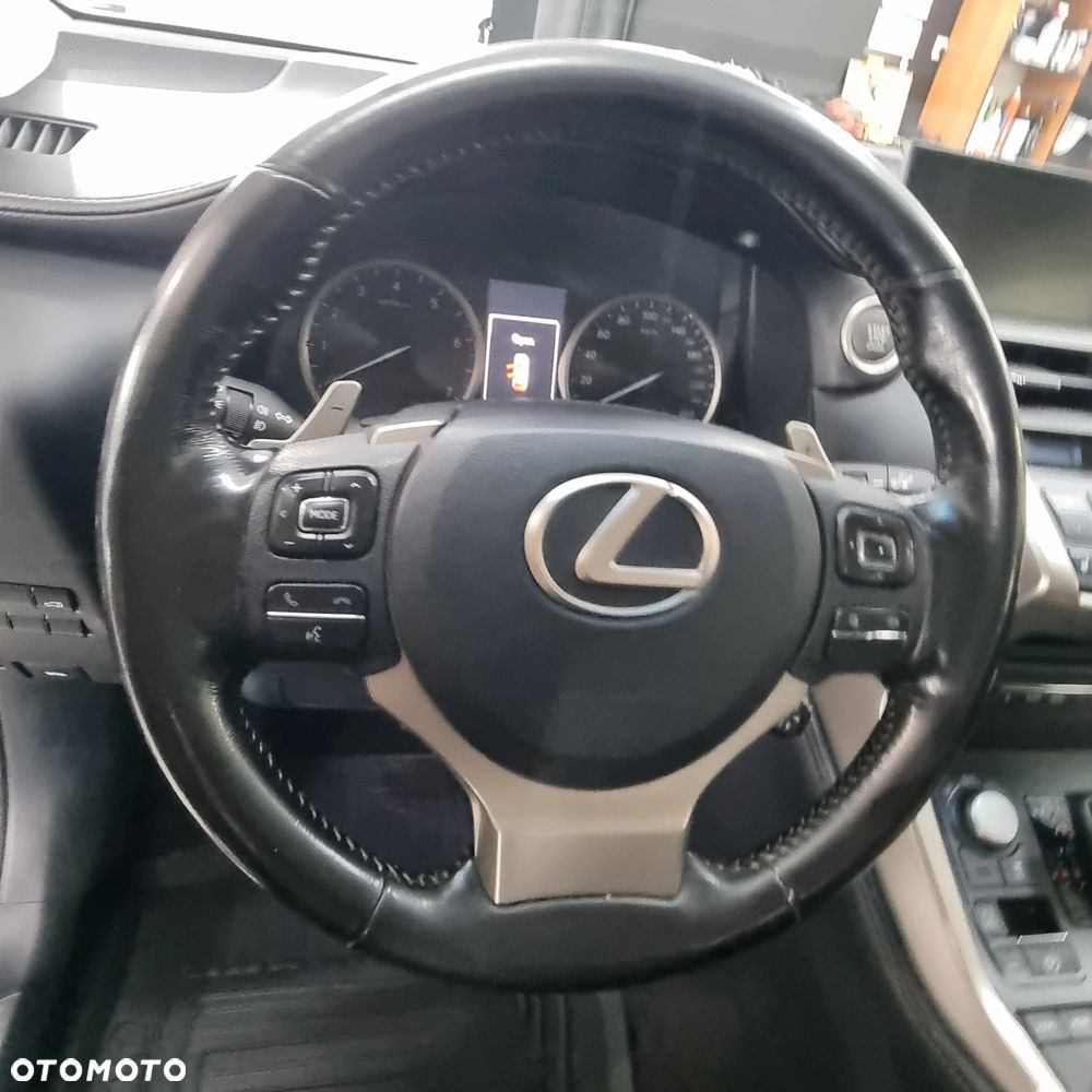 Lexus NX - 7