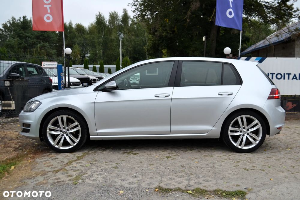 Volkswagen Golf 2.0 TDI BlueMotion Technology DSG Highline - 14