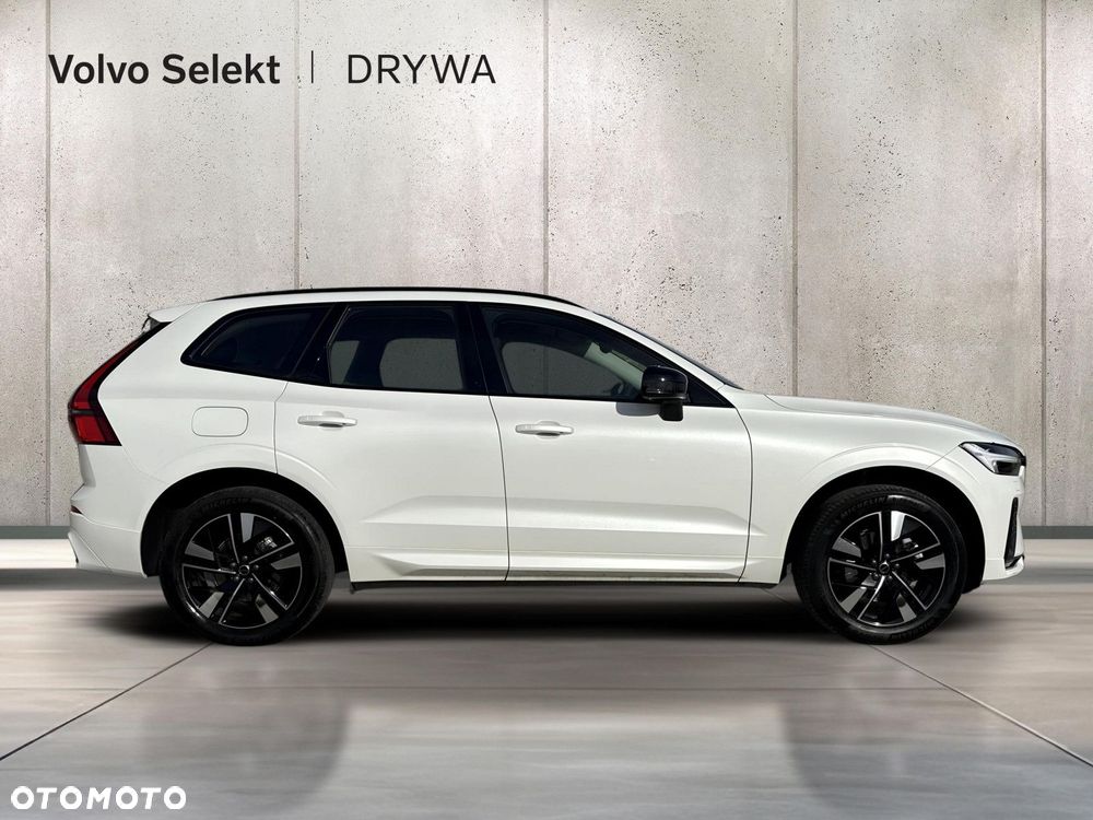 Volvo XC 60 B5 B AWD Plus Dark - 7