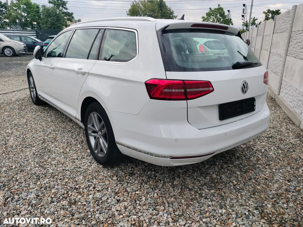 Volkswagen Passat 2.0 TDI DSG Highline - 38