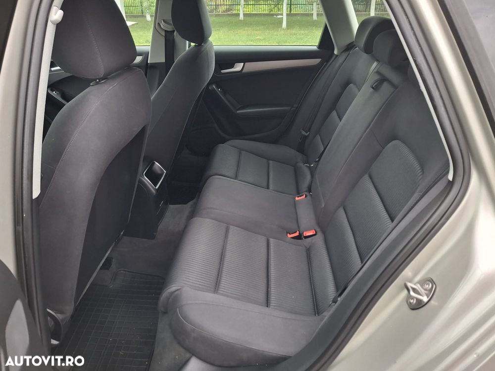 Audi A4 Avant 2.0 TDI DPF Ambition - 9