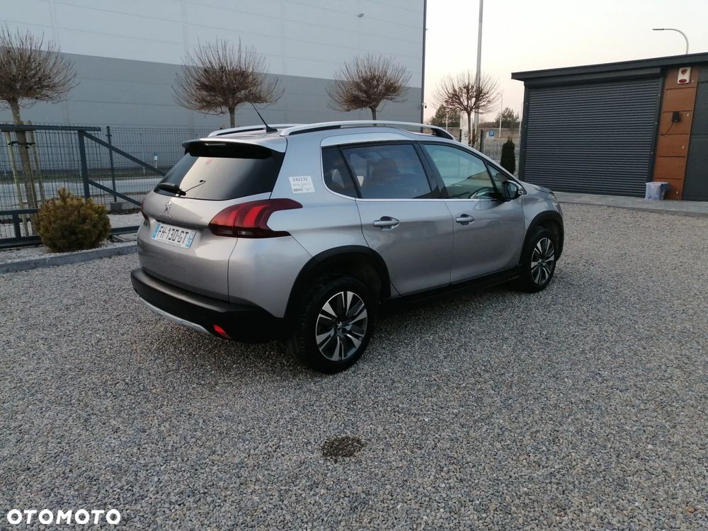 Peugeot 2008 BlueHDi FAP 120 STOP & START EAT6 Crossway - 3