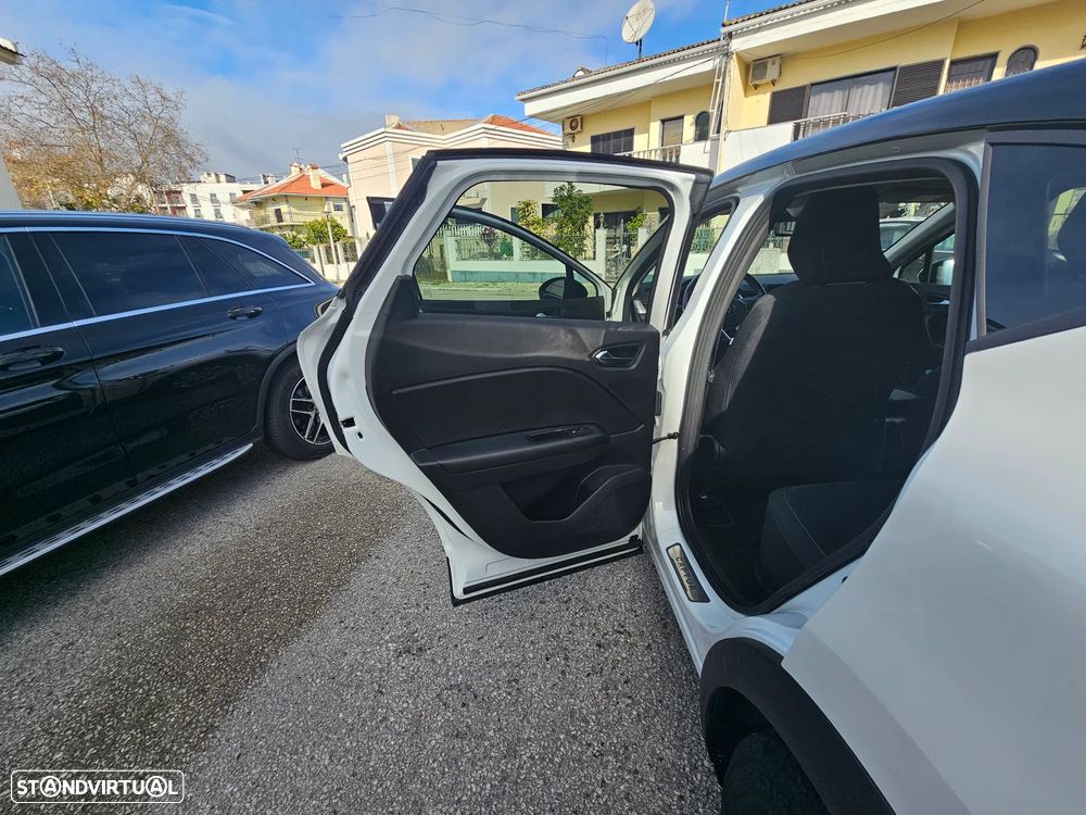 Renault Captur - 14