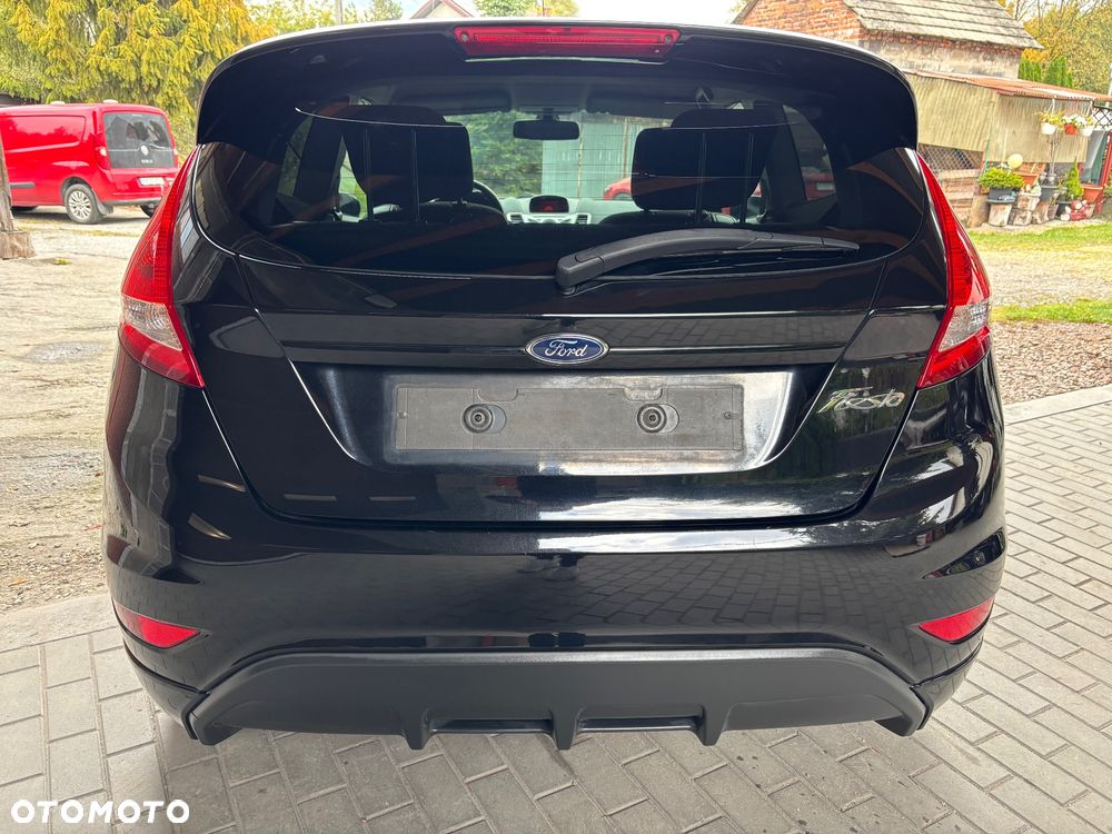 Ford Fiesta 2010 photo 5