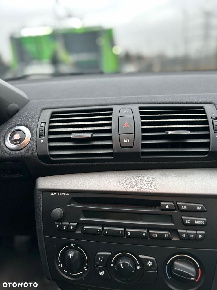 BMW Seria 1 116i - 20
