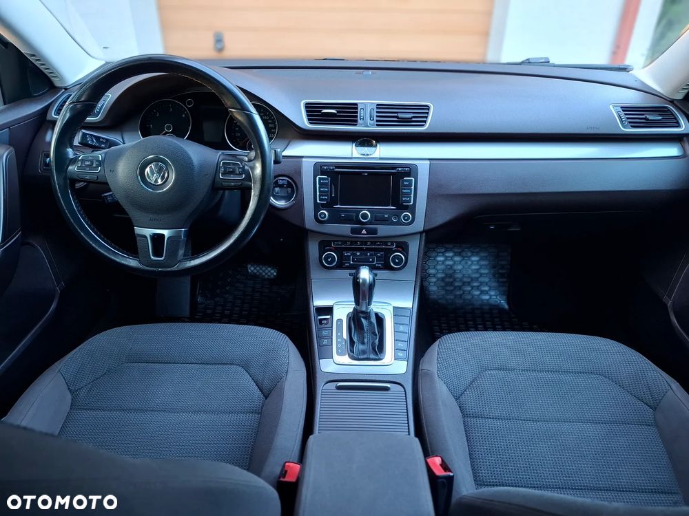 Volkswagen Passat 2.0 TDI DPF DSG Comfortline - 5