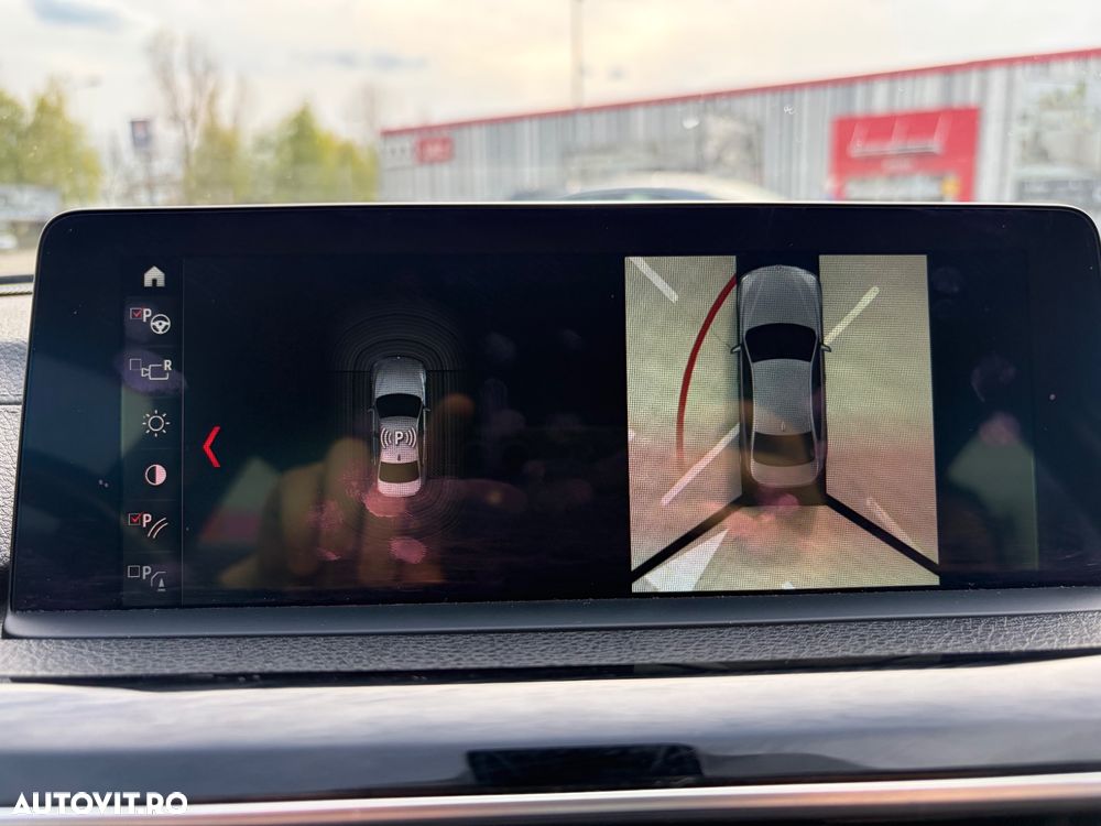 BMW Seria 3 320d Aut. Sport Line - 35