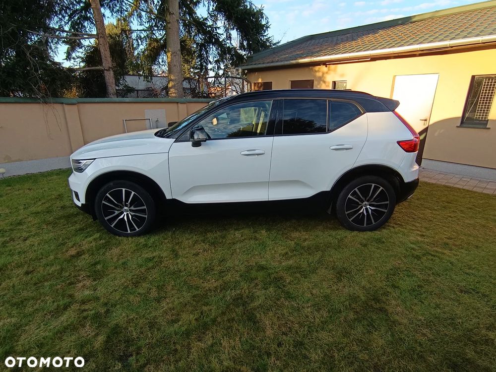 Volvo XC 40 D3 AWD Geartronic Momentum - 5