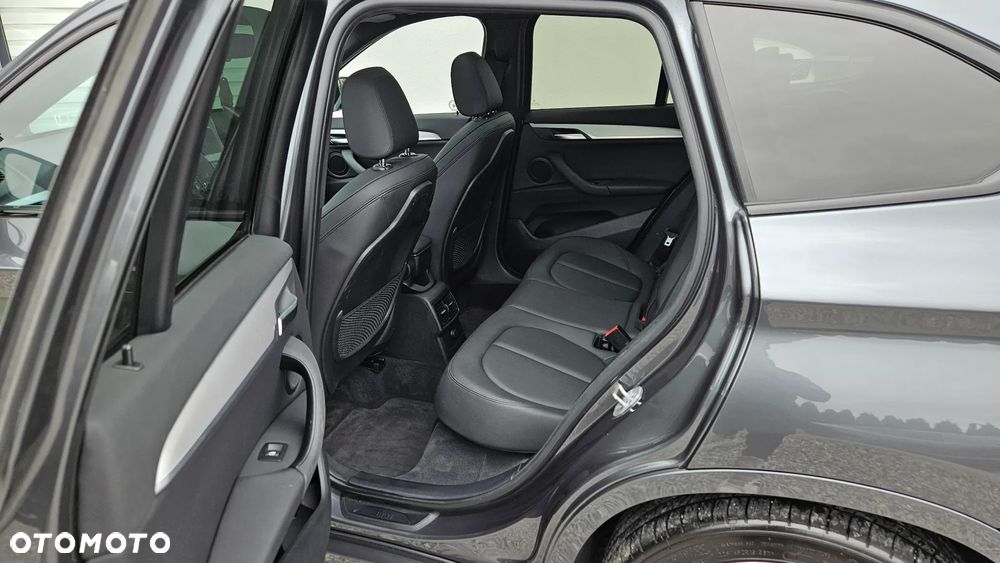 BMW X1 xDrive25i M Sport sport - 7