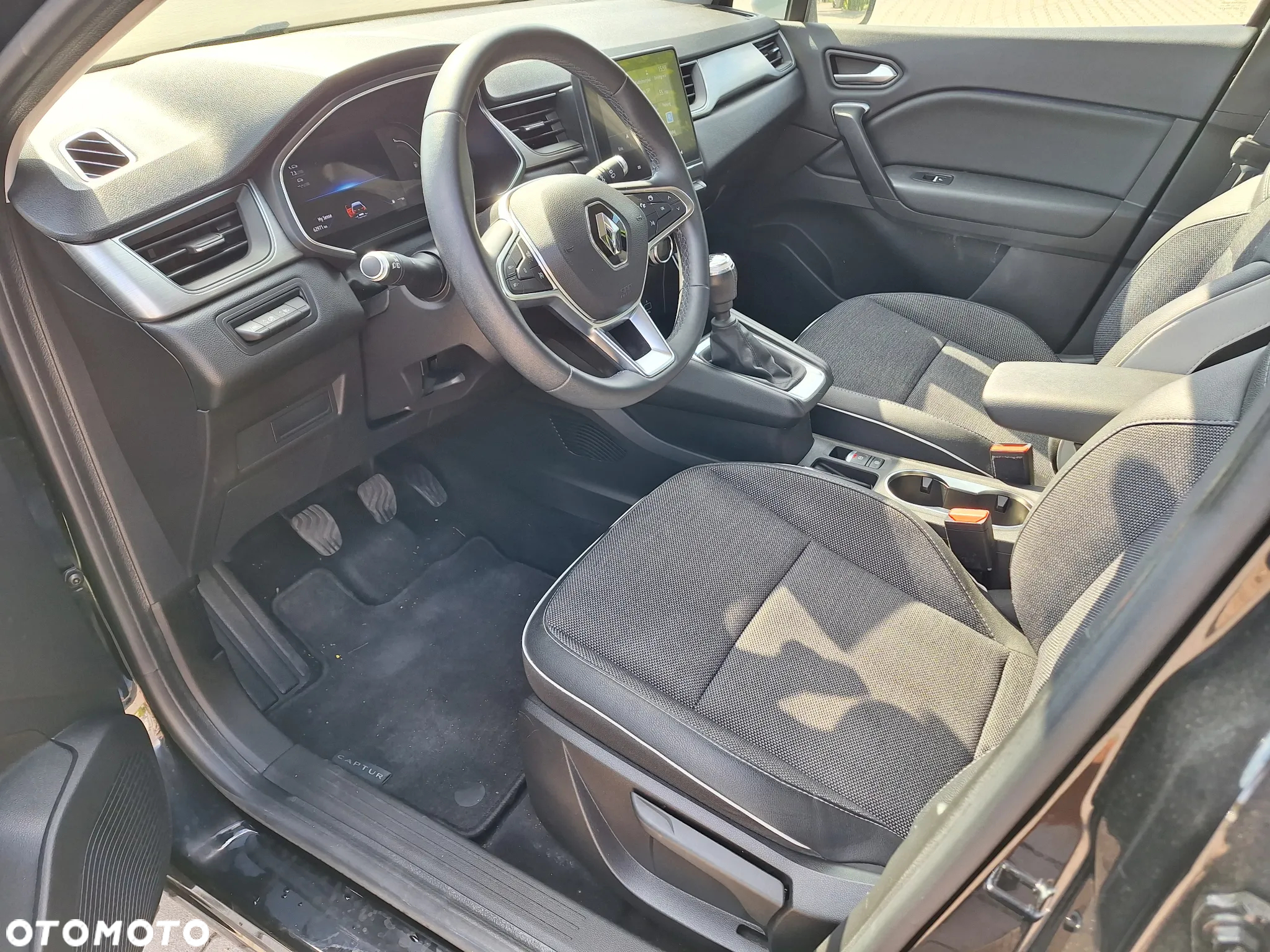 Renault Captur TCe Mild Hybrid 140 TECHNO - 7