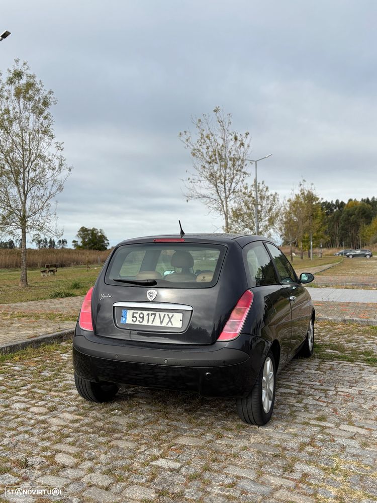 Lancia Ypsilon - 4