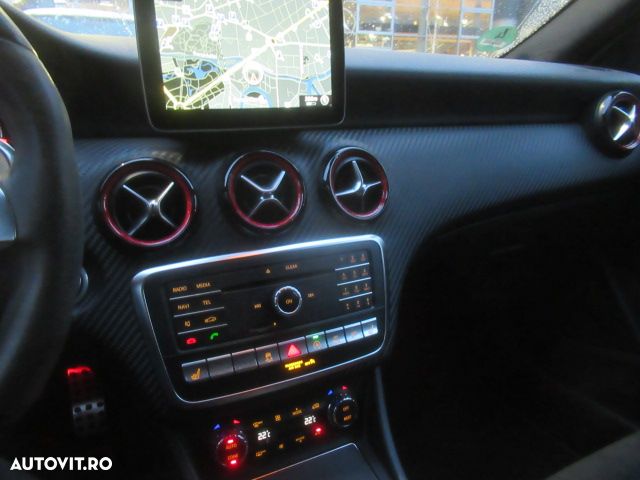 Mercedes-Benz A 45 AMG - 2