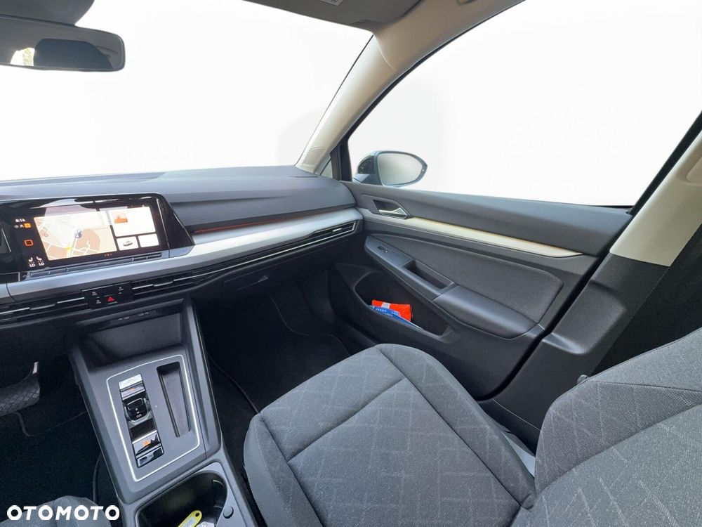 Volkswagen Golf - 26