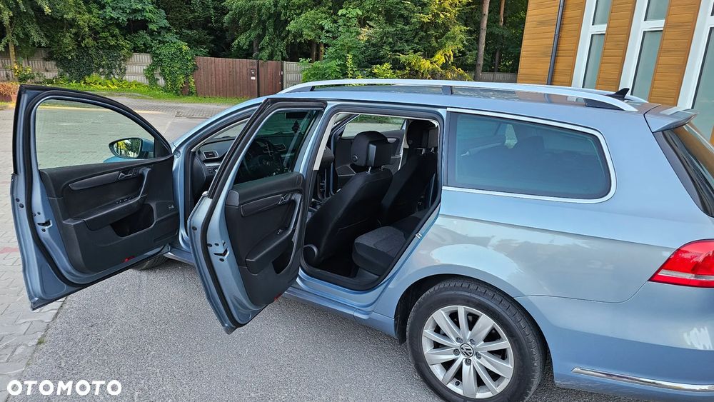 Volkswagen Passat 2.0 TDI Comfortline - 18