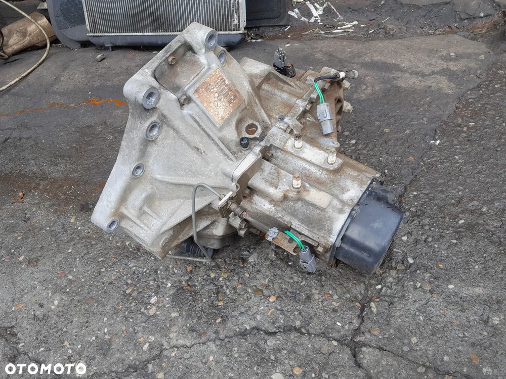 Mazda 323 323s  323f bj 98-03 2.0D Skrzynia Biegów - 1