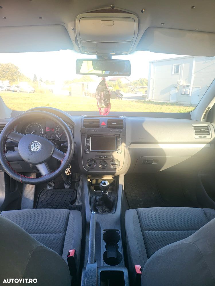 Volkswagen Golf - 7