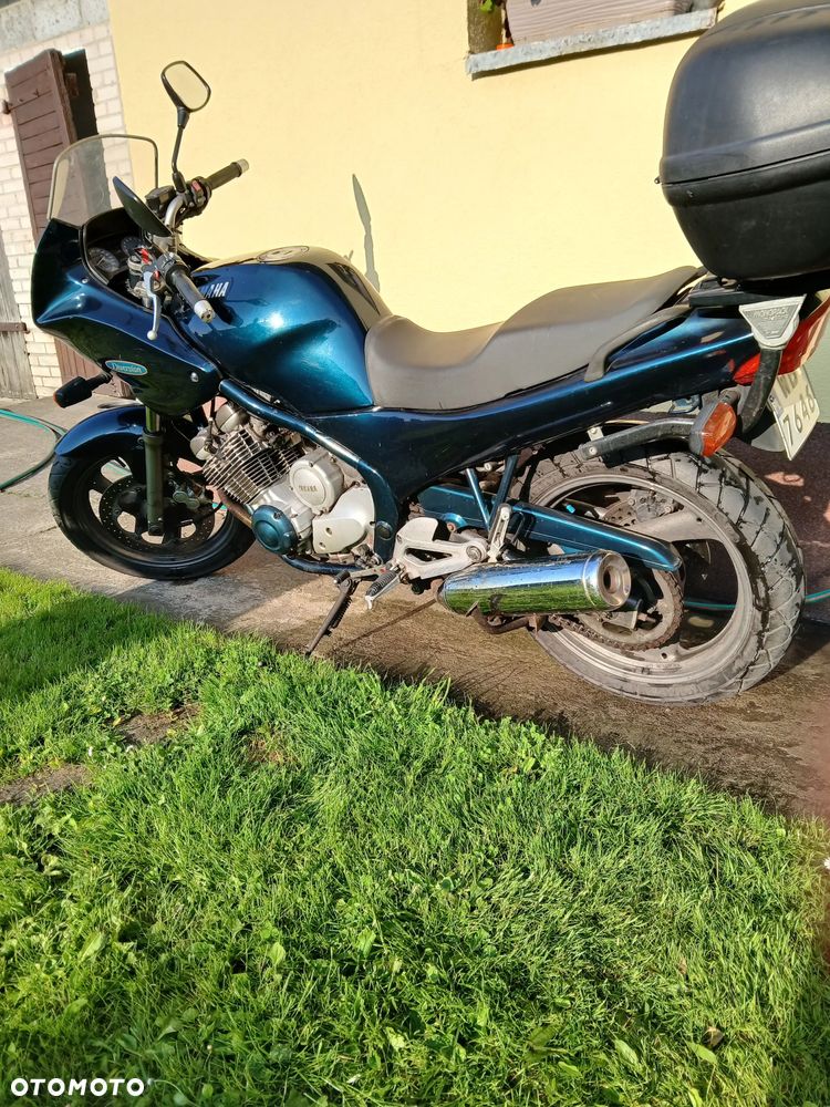 Yamaha XJ - 6
