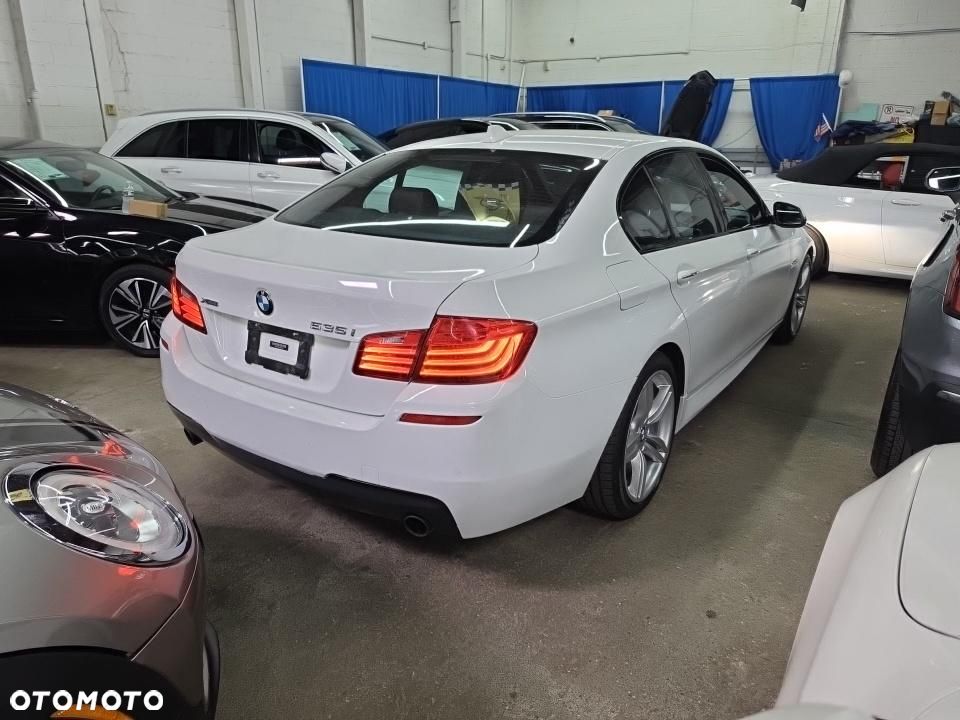 BMW Seria 5 535i xDrive - 4