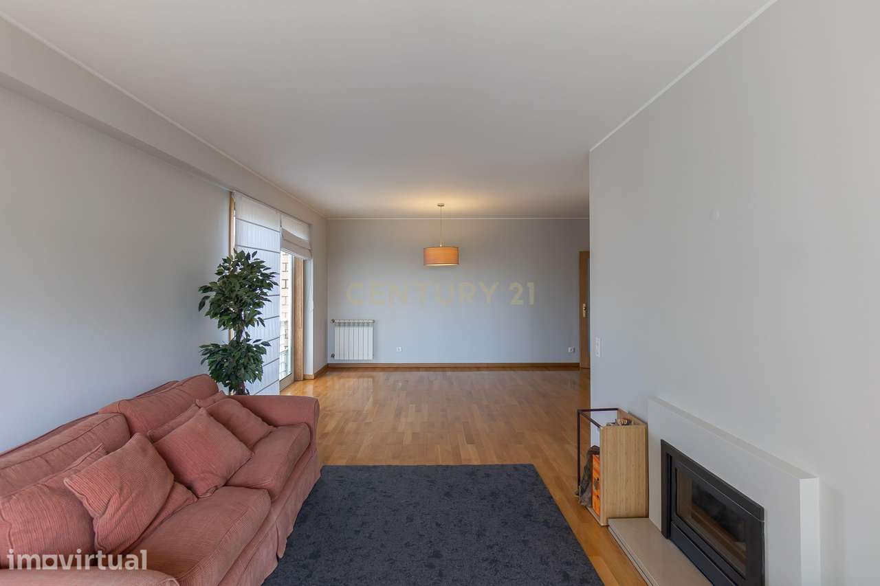 Apartamento T2 para Arrendamento em Lordelo do Ouro, Porto - Grande imagem: 5/49