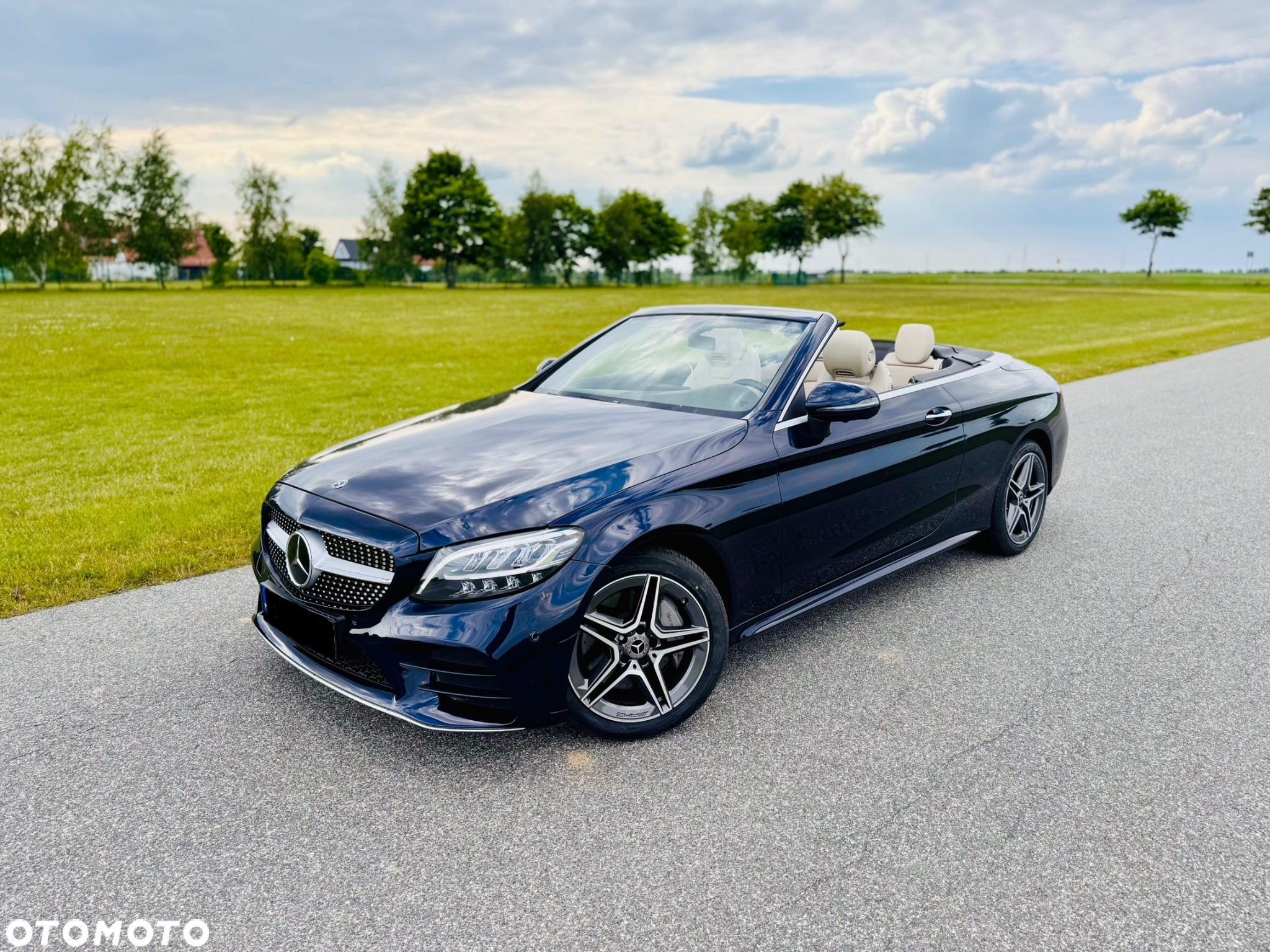 Mercedes-Benz Klasa C 300 4Matic 9G-TRONIC AMG Line - 3