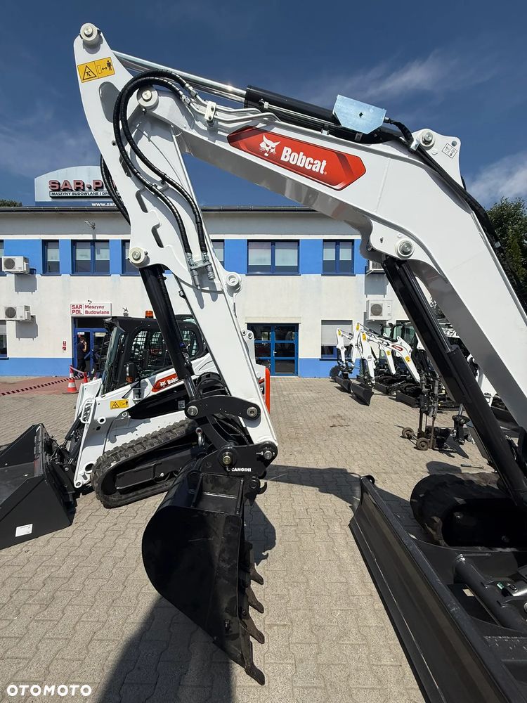 Bobcat E60 - 10