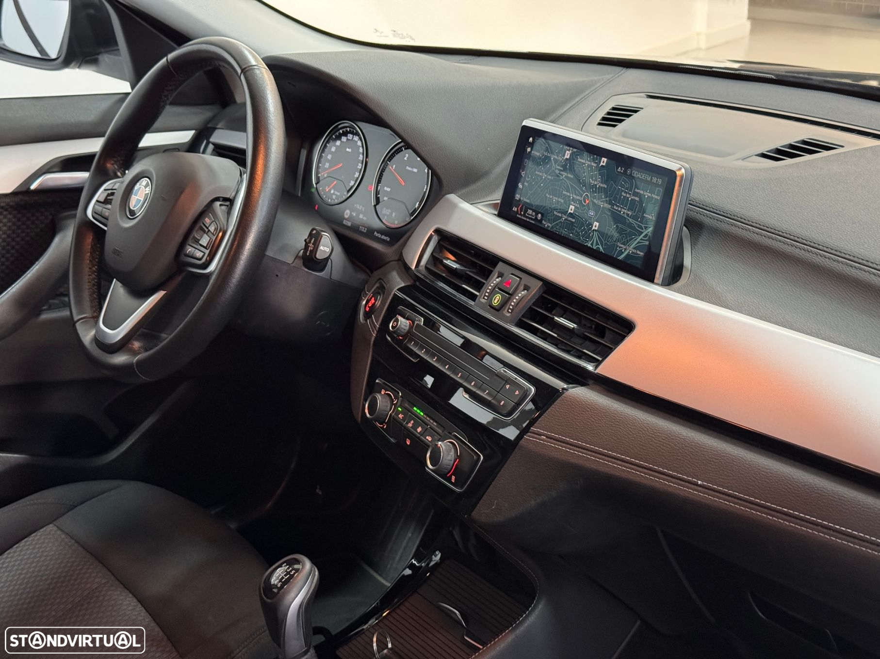 BMW X2 16 d sDrive Advantage - 37