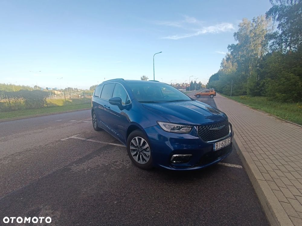 Chrysler Pacifica - 14