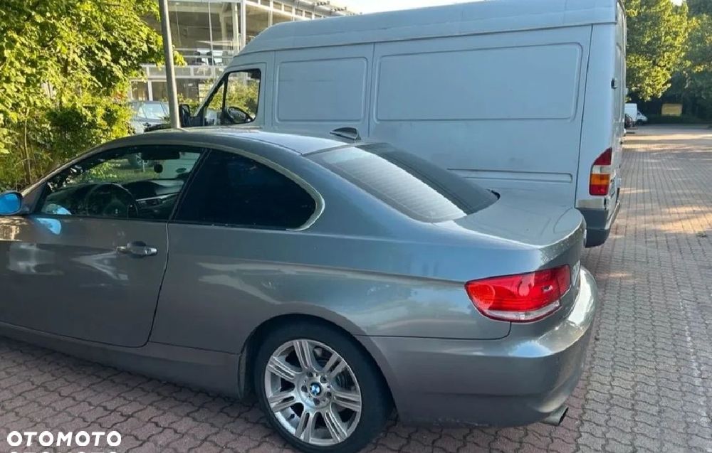 BMW 3 Series 2007 photo 3