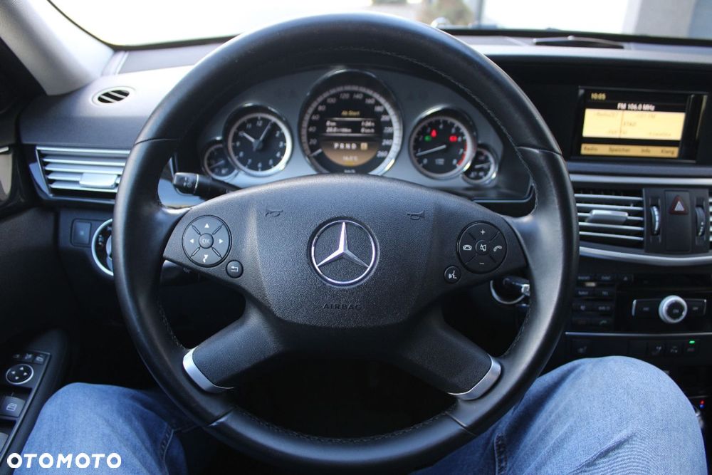 Mercedes-Benz Klasa E - 30